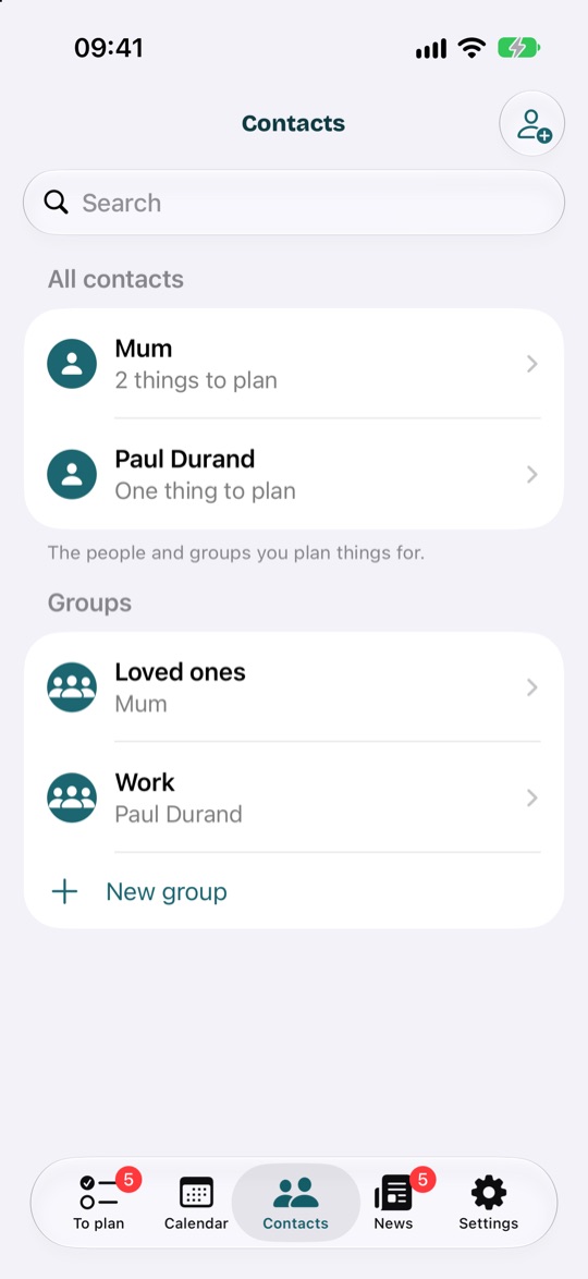 The Contacts tab: Mum and Paul Durand, then the Loved ones and Work groups